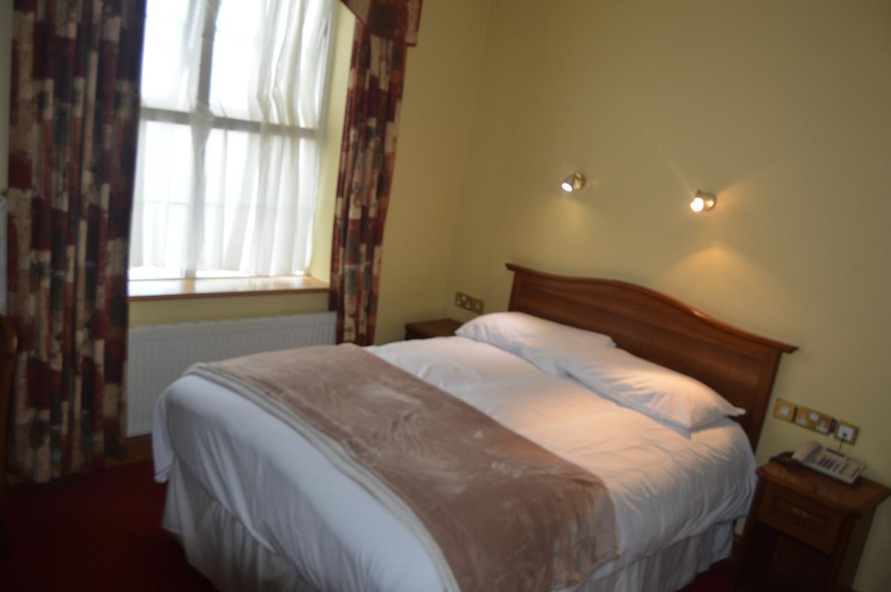 The Anglers Rest Hotel Headford ภายนอก รูปภาพ