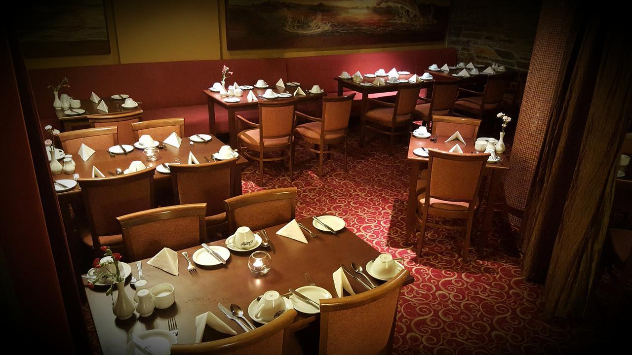 The Anglers Rest Hotel Headford ภายนอก รูปภาพ